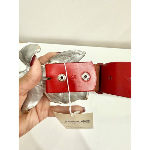 Christopher Ross Red Leather Waist Belt with Silver Large buckle Size L - Picture 3 of 3